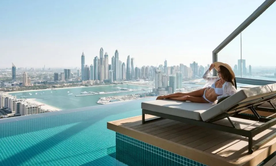 TSTtourist-be-boi-song-ao-360-do-o-dubai-1