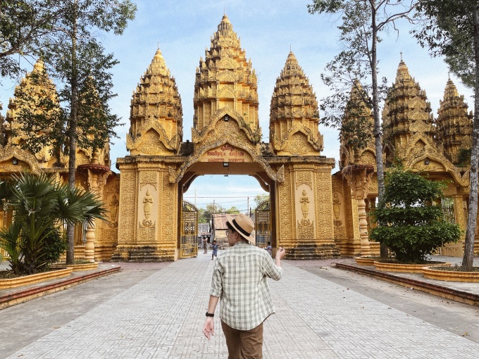 TSTtourist-24-gio-kham-pha-tra-vinh-voi-500-000-dong-1