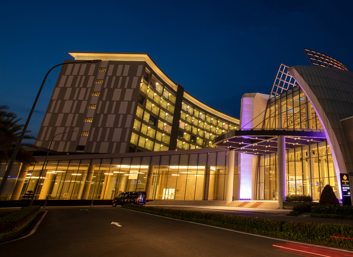 TSTtourist-nhung-dieu-dac-biet-o-corona-resort-amp-casino-1