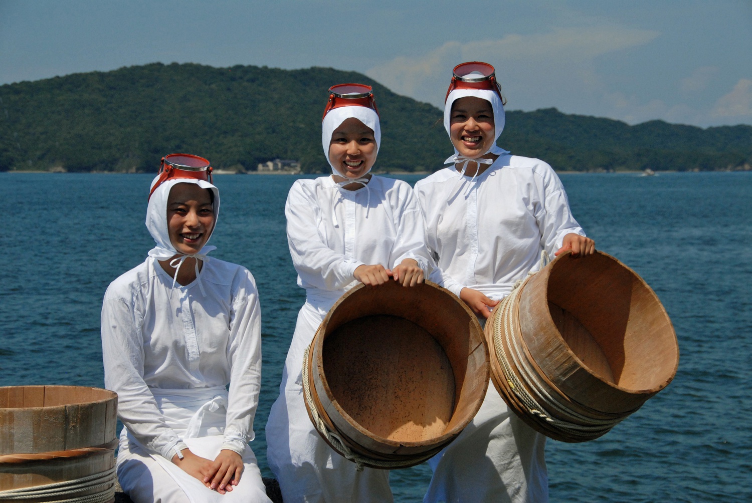 TSTtourist-nhung-nu-tho-lan-gin-giu-van-hoa-bien-nhat-ban-2