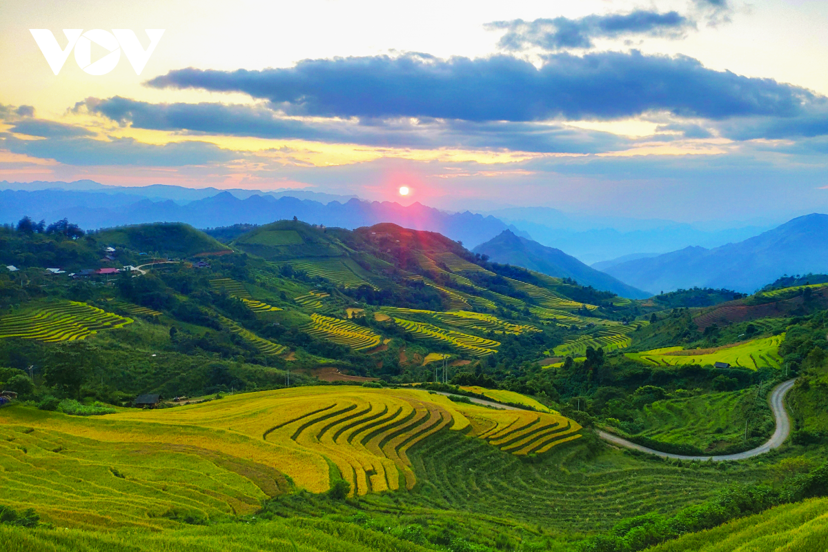 TSTtourist-sin-suoi-ho-ban-du-lich-cong-dong-nguyen-so-va-yen-binh-10