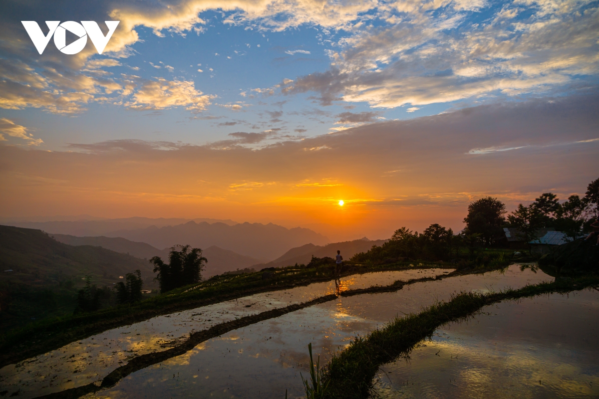 TSTtourist-sin-suoi-ho-ban-du-lich-cong-dong-nguyen-so-va-yen-binh-9