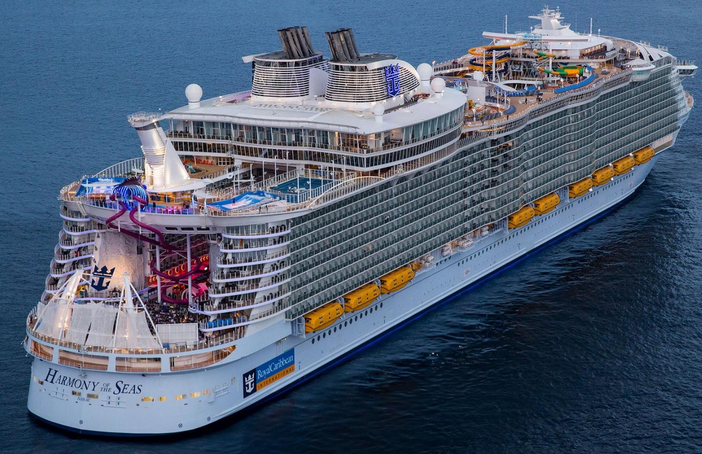 Harmony of the Seas thuộc nhóm Oasis nên trang bị nhiều tiện ích tương đồng với Symphony of the Seas