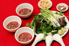 Những món Việt báo Mỹ khuyên du khách nên 'mạo hiểm' thử