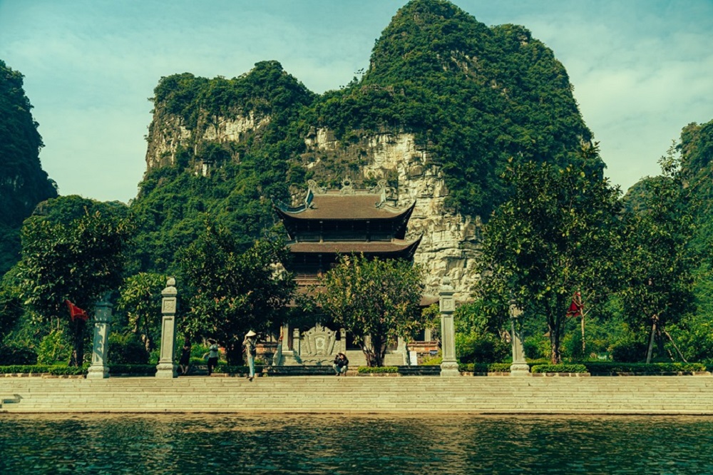 Đền Thánh Cao Sơn trầm mặc giữa non ngàn