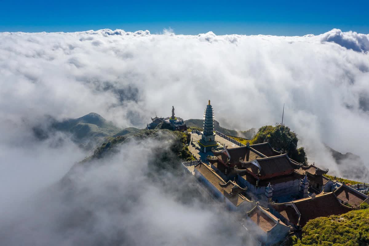 TSTtourist-nhung-diem-den-trong-nuoc-mo-cua-tu-thang-11-1