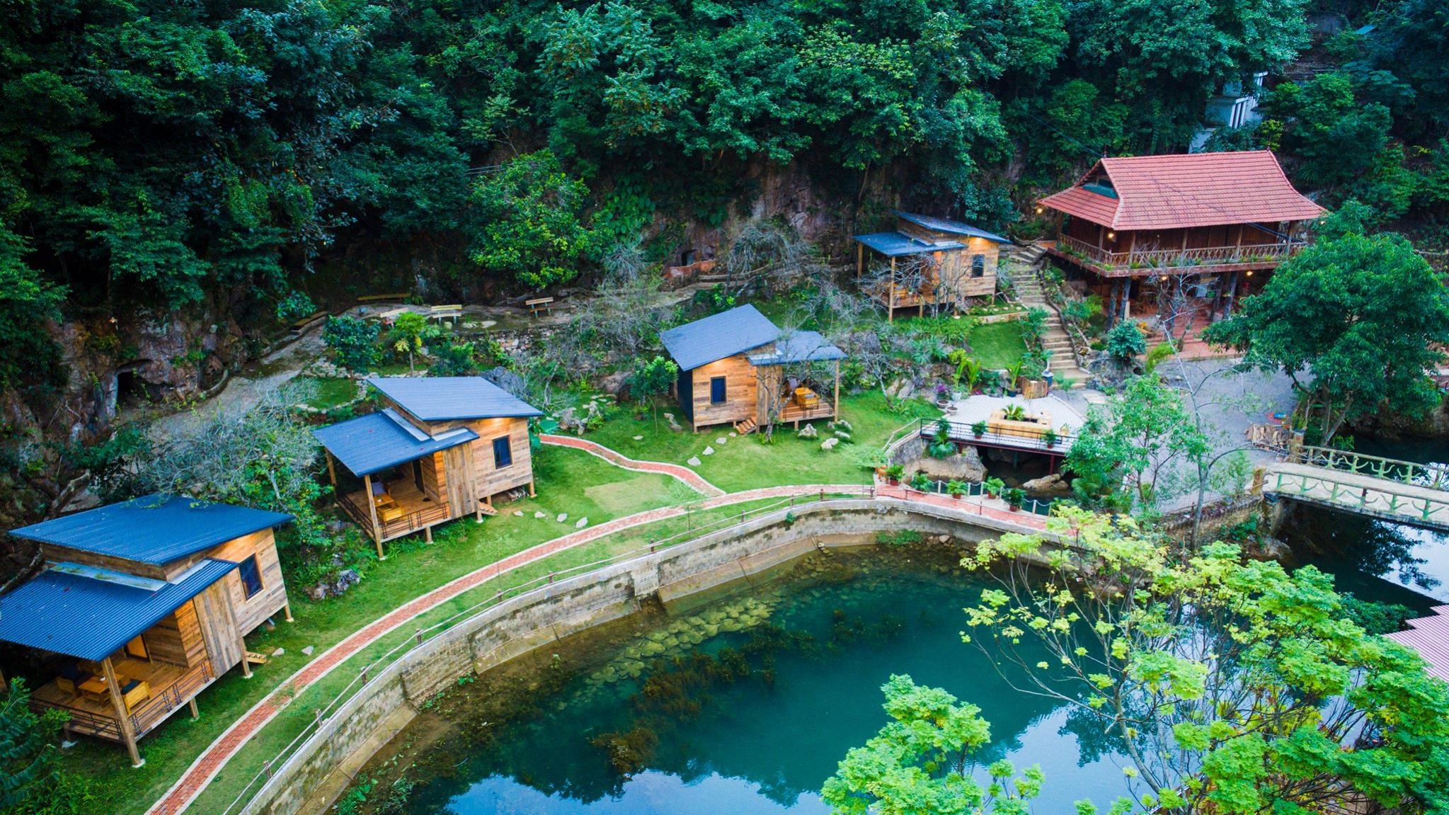 TSTtourist-4-homestay-dep-o-moc-chau-cho-mua-san-hoa-7