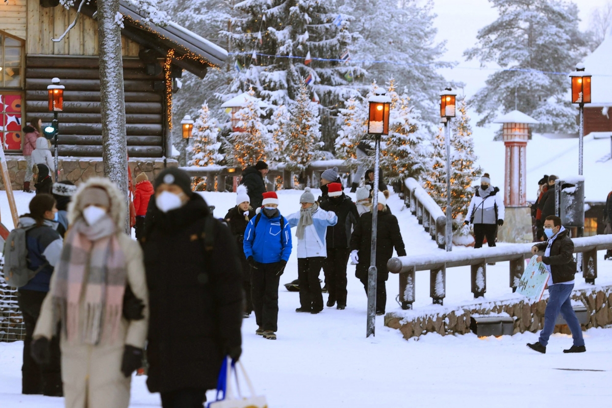TSTtourist-du-khach-no-nuc-tro-ve-que-huong-ong-gia-noel-2